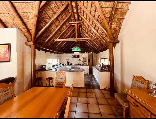 FARM FOR SALE IN DERDEPOORT